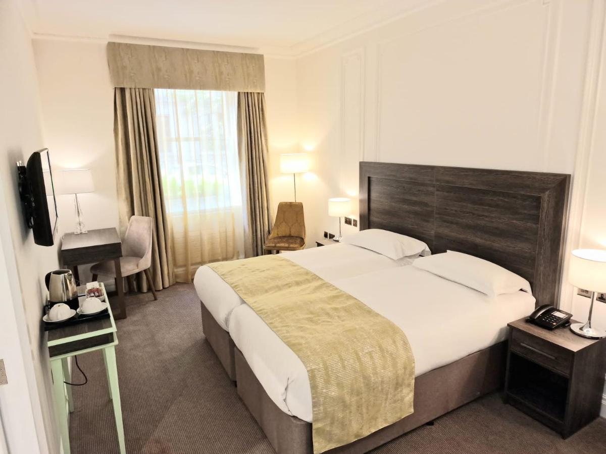 Astor Court Hotel - Laterooms
