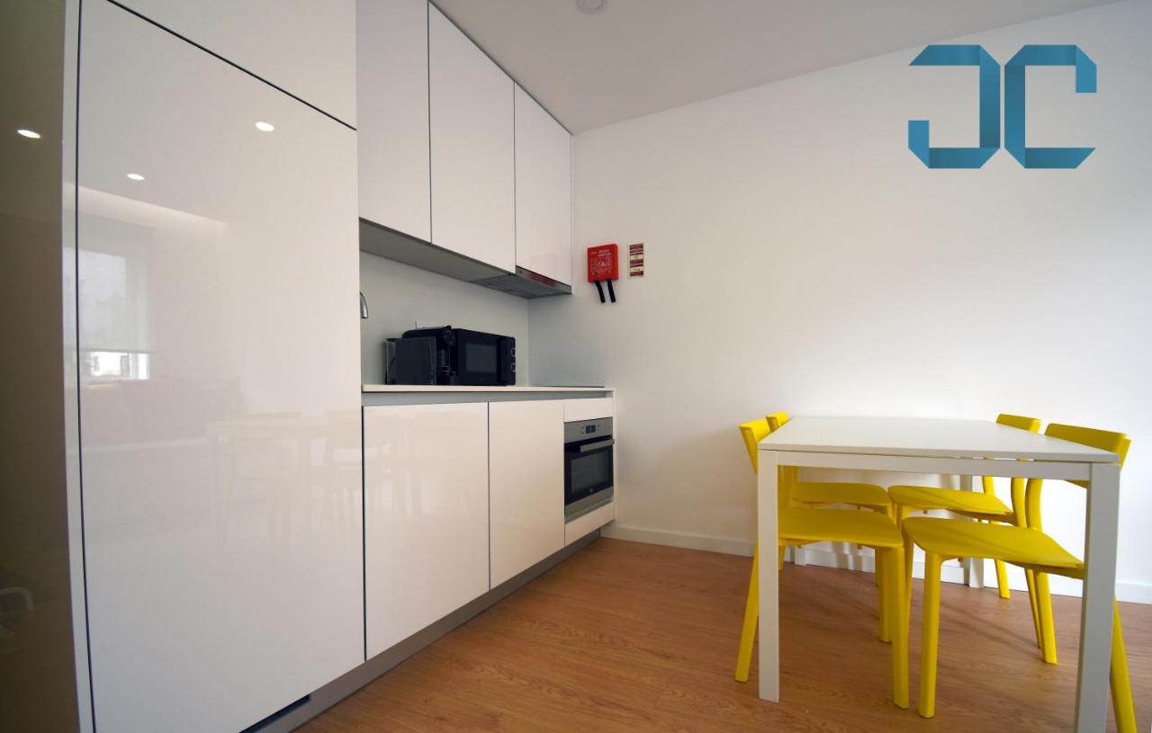 Sogra Apartment by JC with Balcony - 4