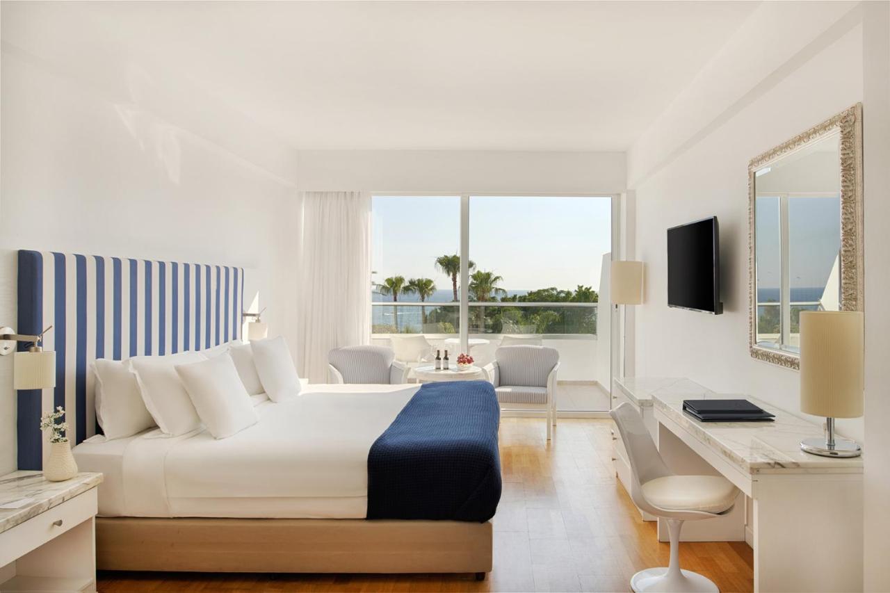 Grecian Sands Hotel photo