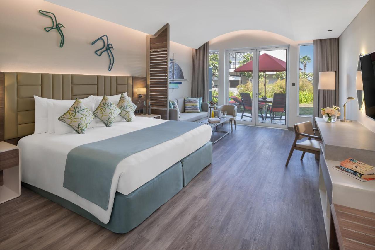 JA The Resort - JA Palm Tree Court photo
