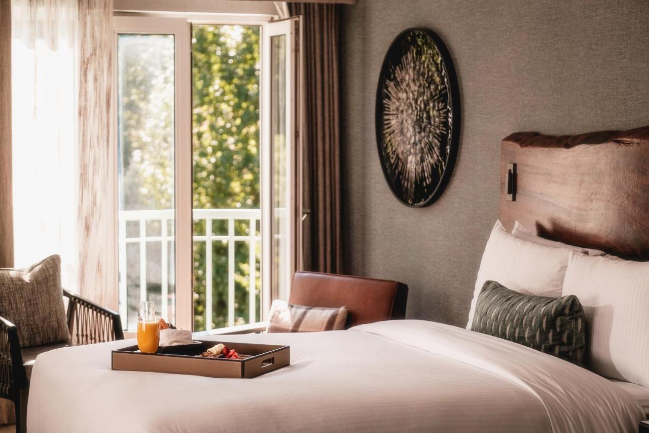 Fairmont Chateau Whistler photo
