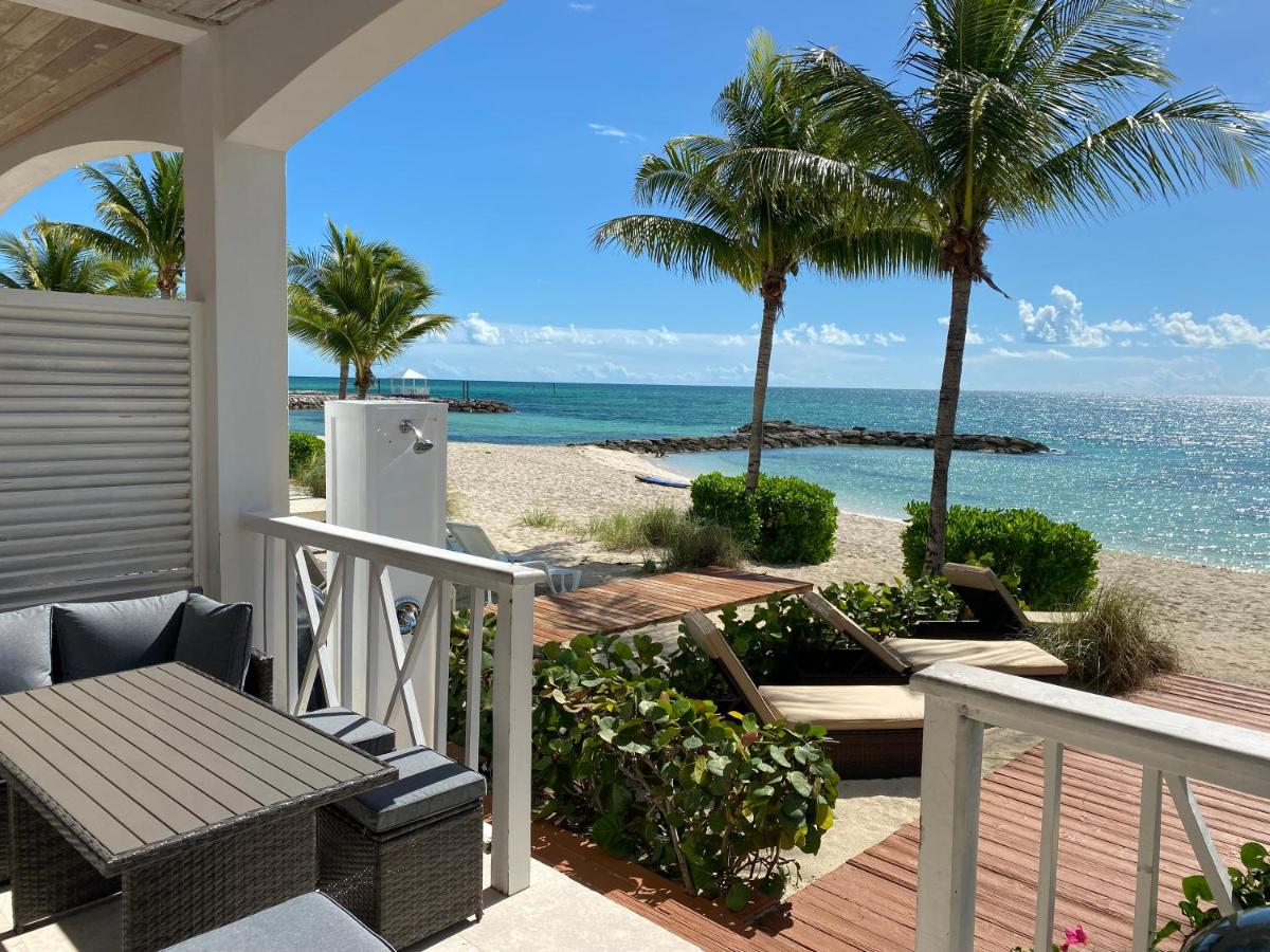 Palm Cay Luxury Design Townhome On Private Beach photo