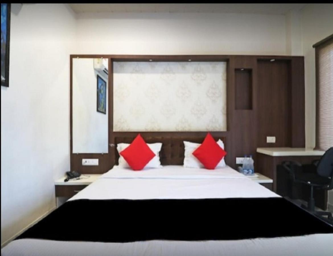 HOTEL SUN N STAR, SATNA