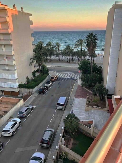 Beach: Pis a tocar de la platja amb wifi i parking inclòs