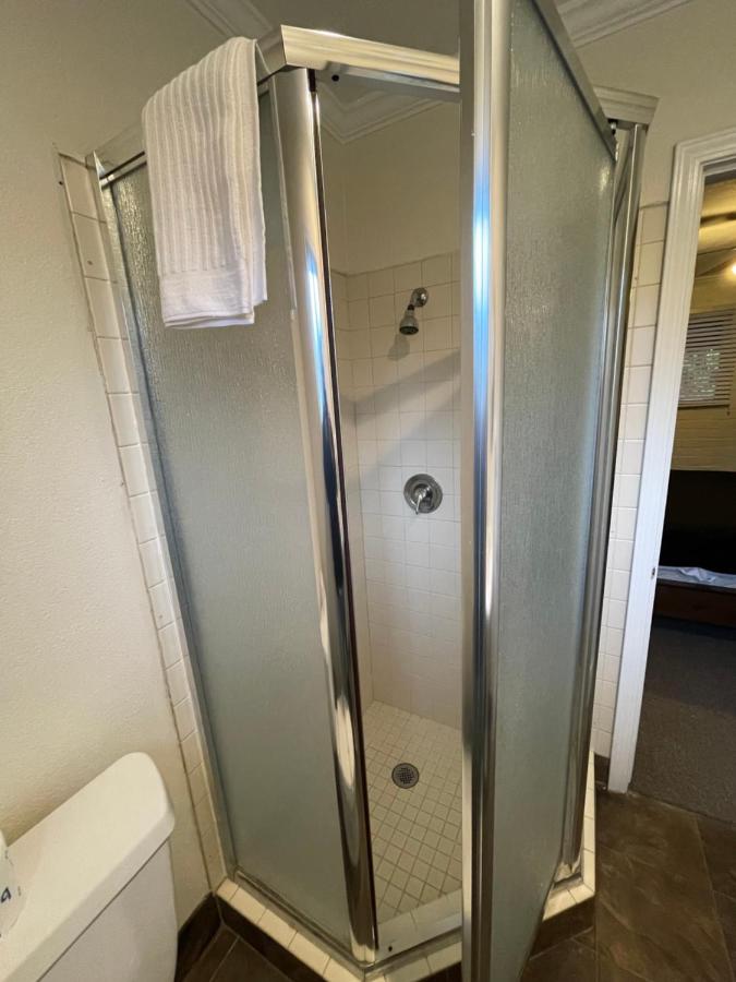 Sierra Woods Lodge — photo 21