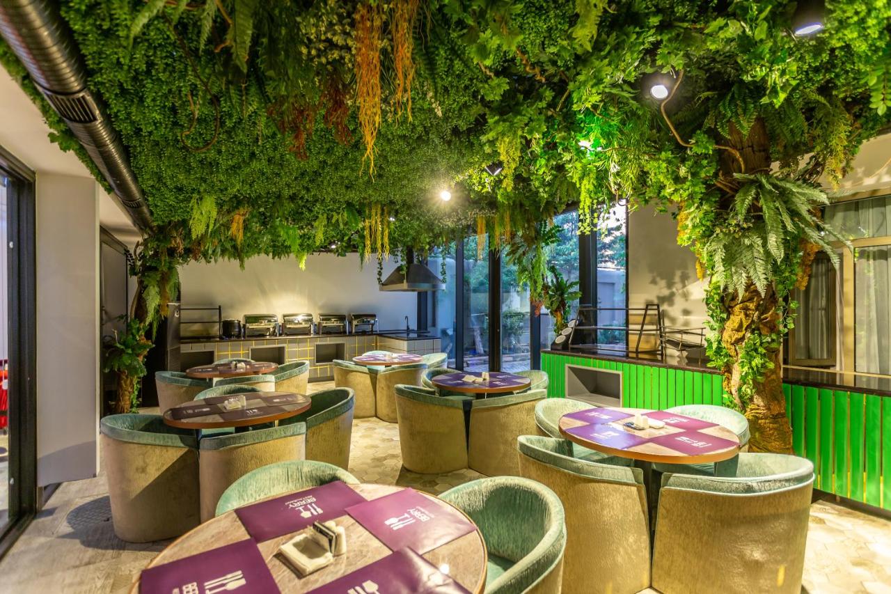 Ivy Garden Hotel Baku photo
