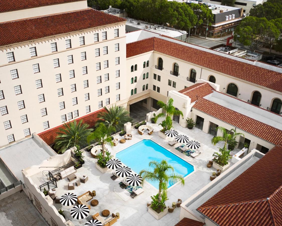 Pasadena Hotel & Pool — photo 10