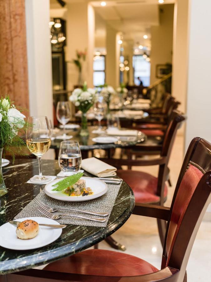 Melia Recoleta Plaza Hotel photo