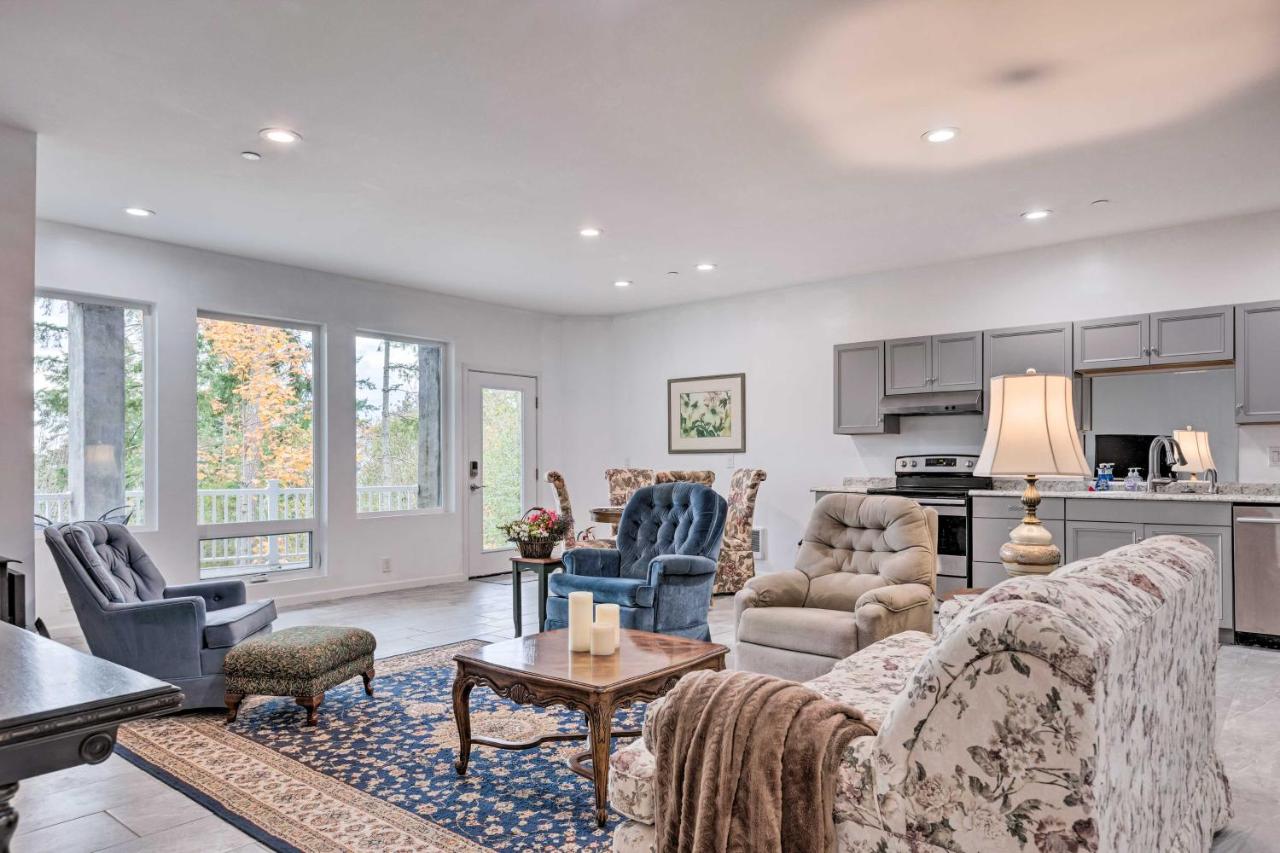 Peaceful Issaquah Hideaway With Sweeping Views イサクア 22年 最新料金