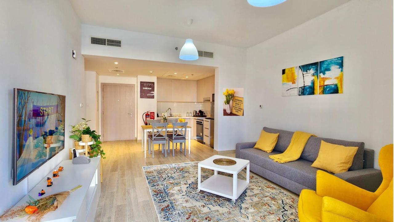 Holiday Stay Lovely property in Yas Island