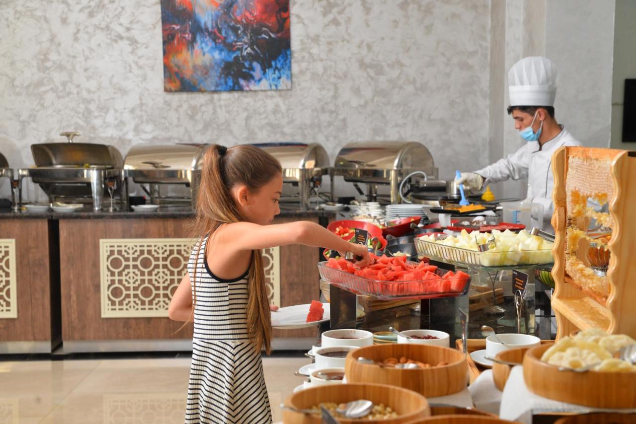 Arion Hotel Baku photo