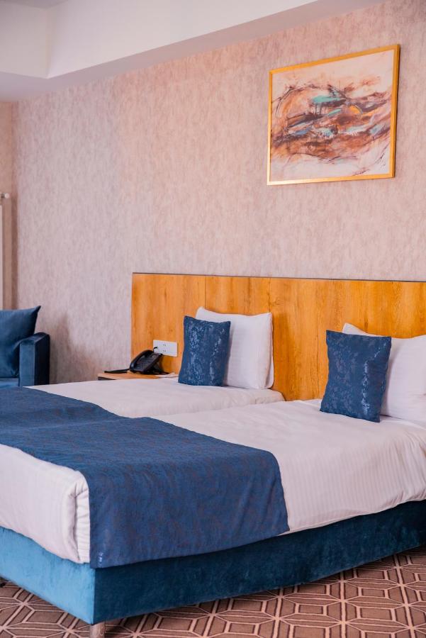 Arion Hotel Baku photo