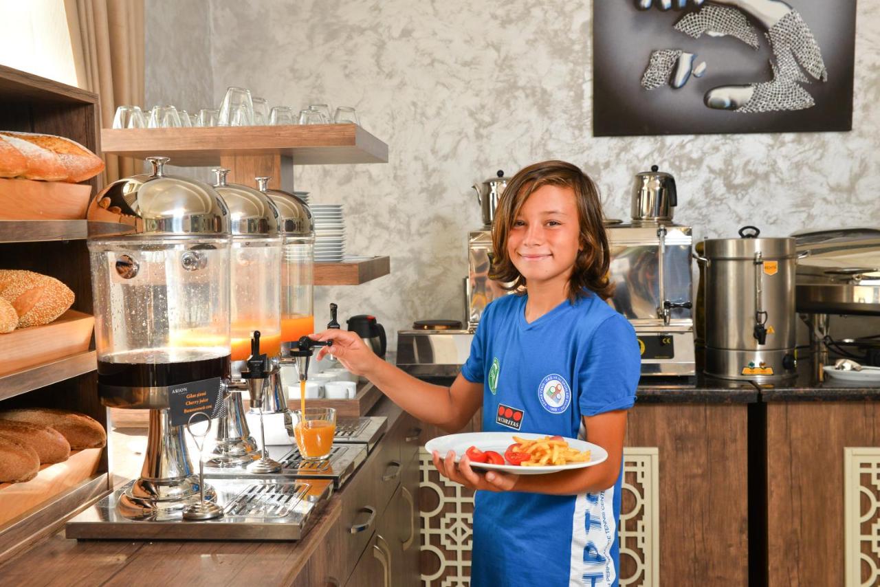 Arion Hotel Baku photo