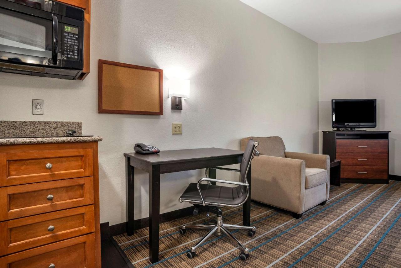 Mainstay suites — photo 18
