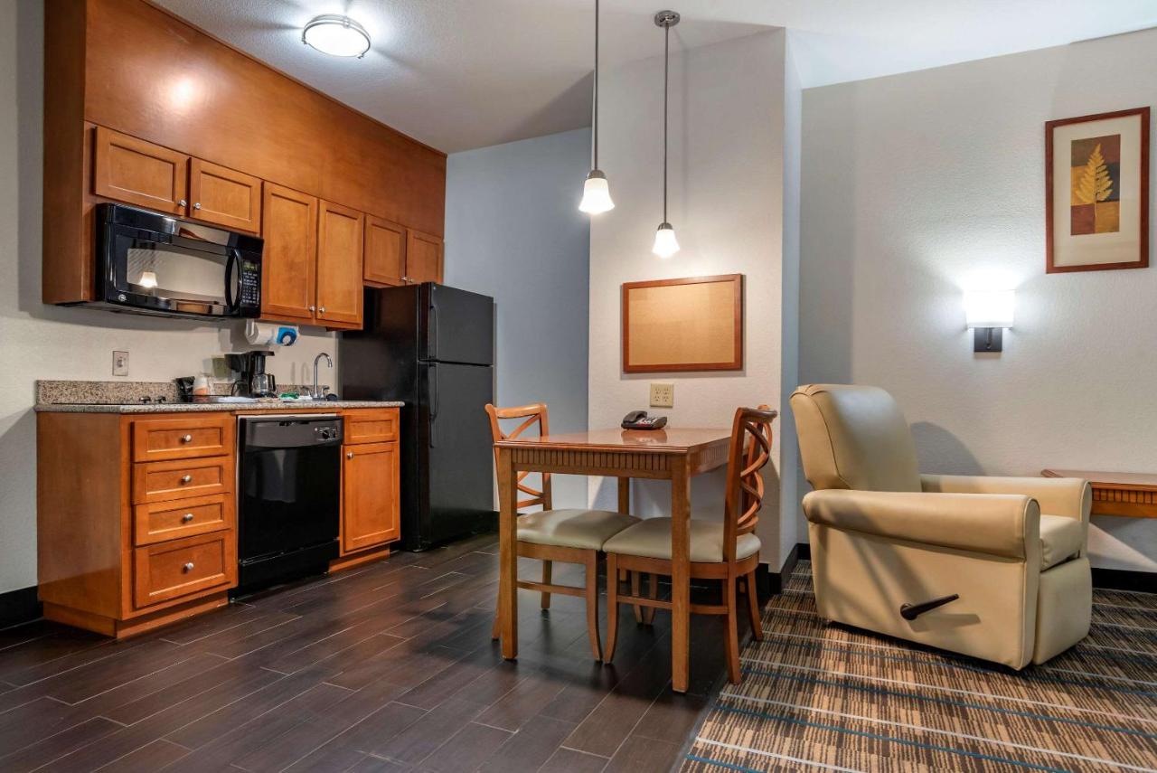 Mainstay suites — photo 21