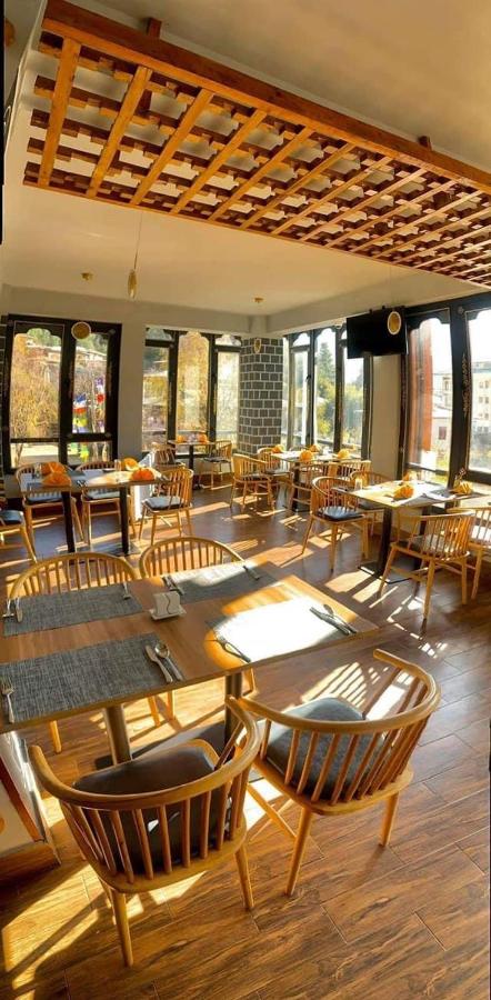 Ludrong Hotel photo
