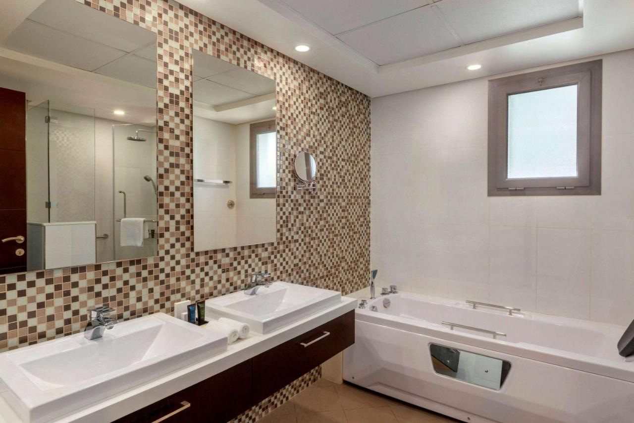 Ramada Hotel and Suites Amwaj Islands photo