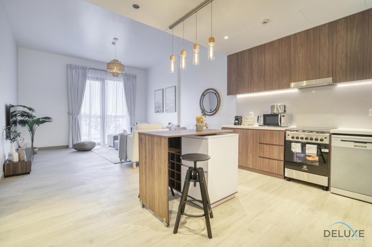 Placid 1BR at La Cote 5 Jumeirah 1 by Deluxe Holiday Homes - 4