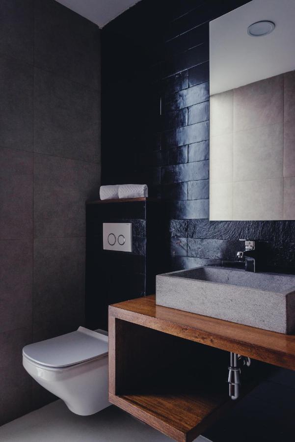 Atix Hotel photo