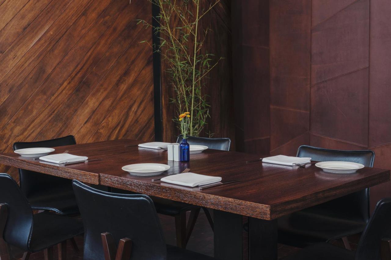 Atix Hotel photo