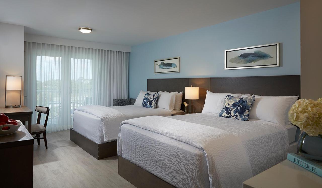 The Pointe Hotel — photo 13