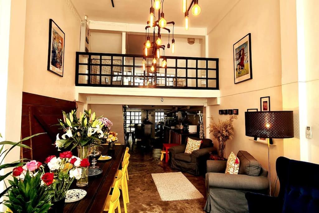 Beautiful 5 Story Family House - 5