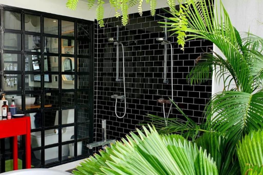 Beautiful 5 Story Family House - 4