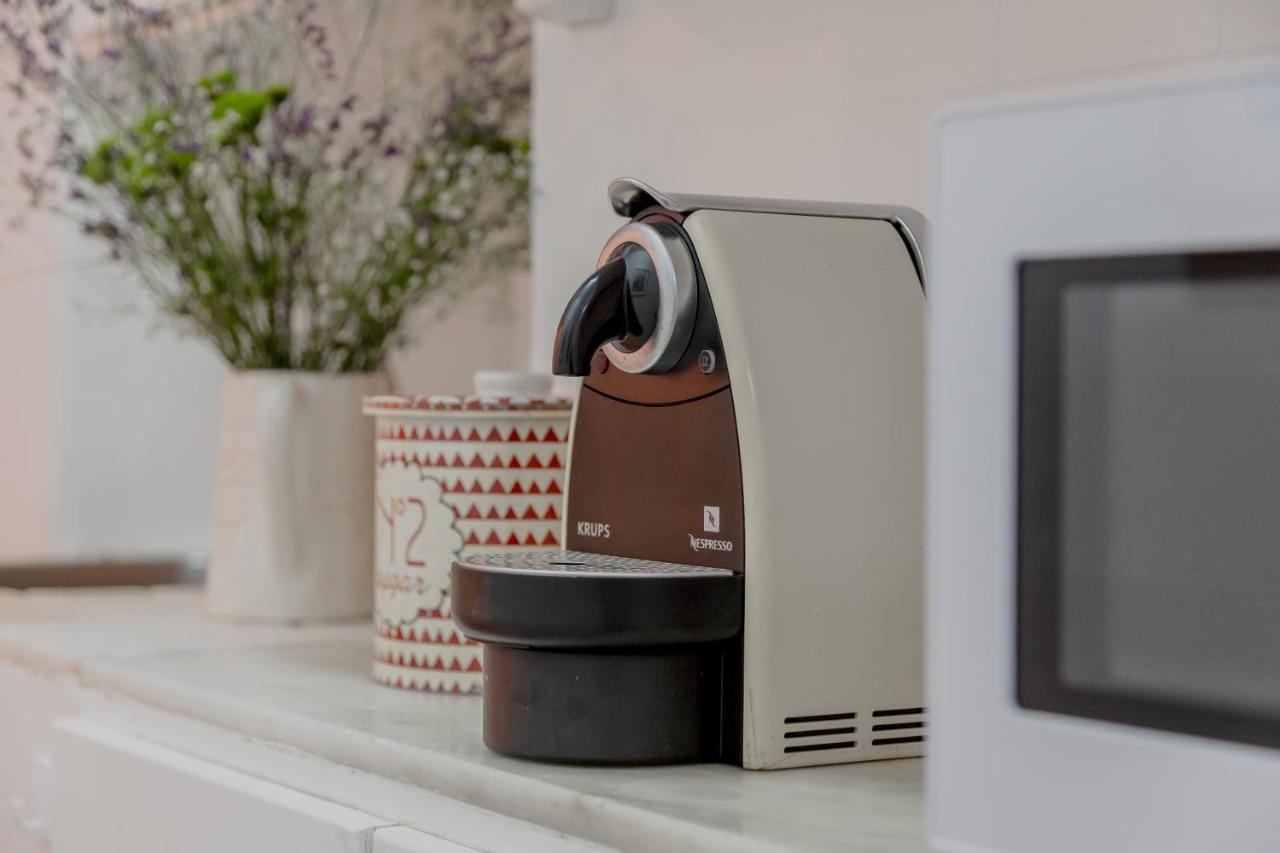 Typical Alfama Apartment, by TimeCooler - 4