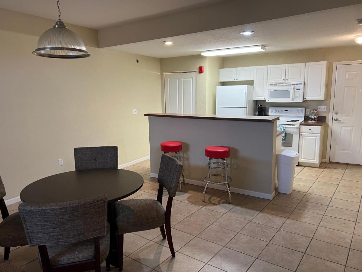 Washburn Hotel Suites — photo 24