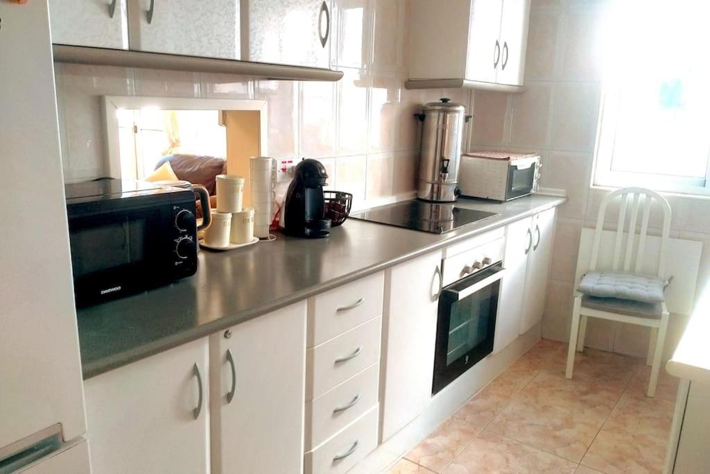 Best location 2 bed2 bath w/lift in town! (Kosher)
