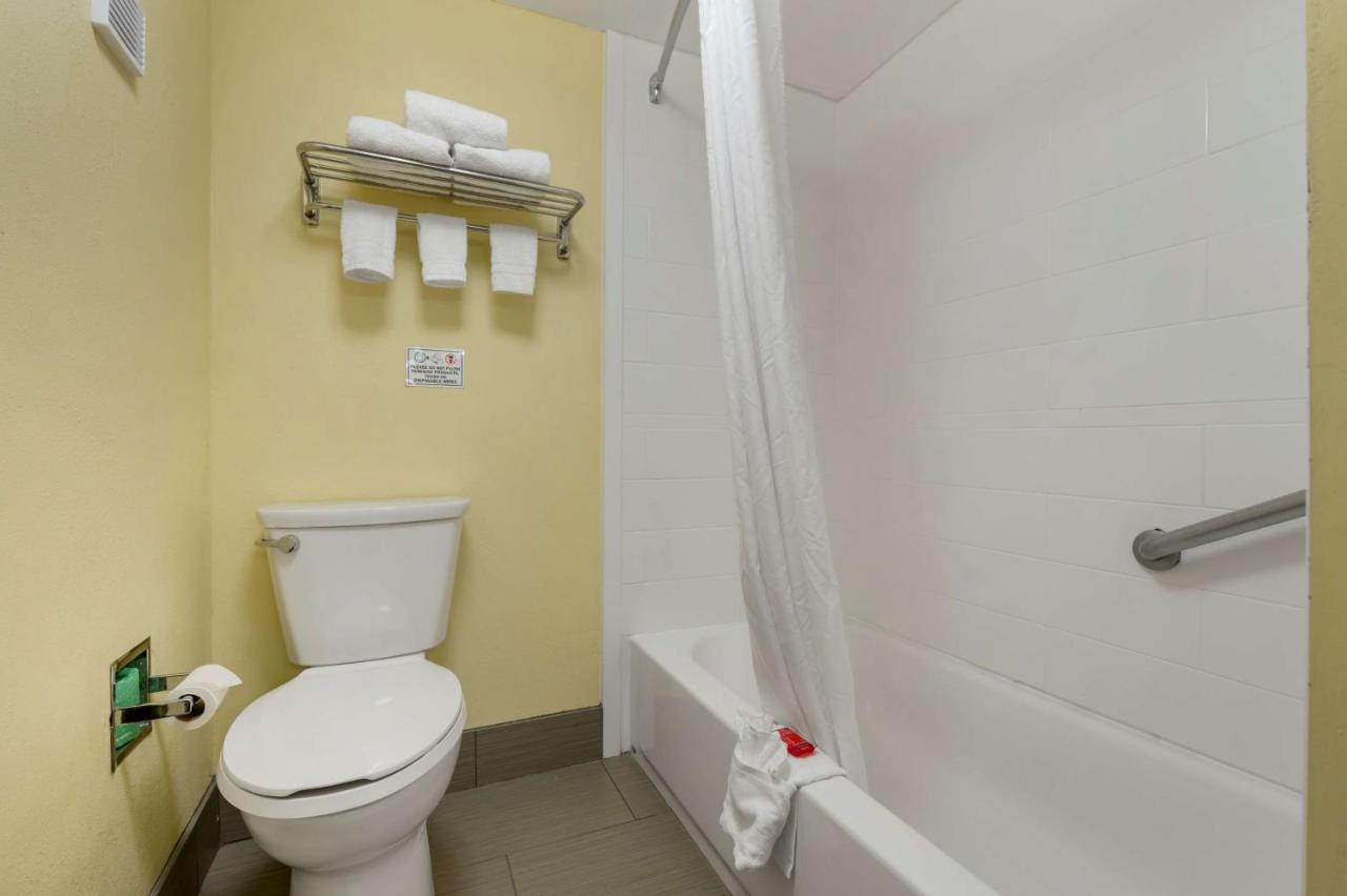 Western Hostel — photo 23