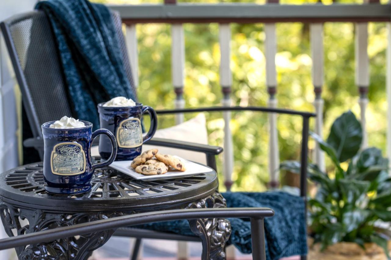 Arsenic and Old Lace Bed & Breakfast Inn — photo 16