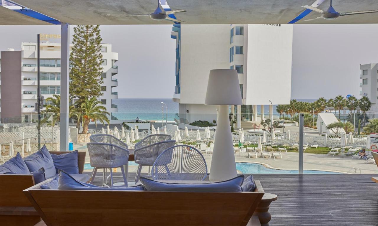 Odessa Beach Hotel photo