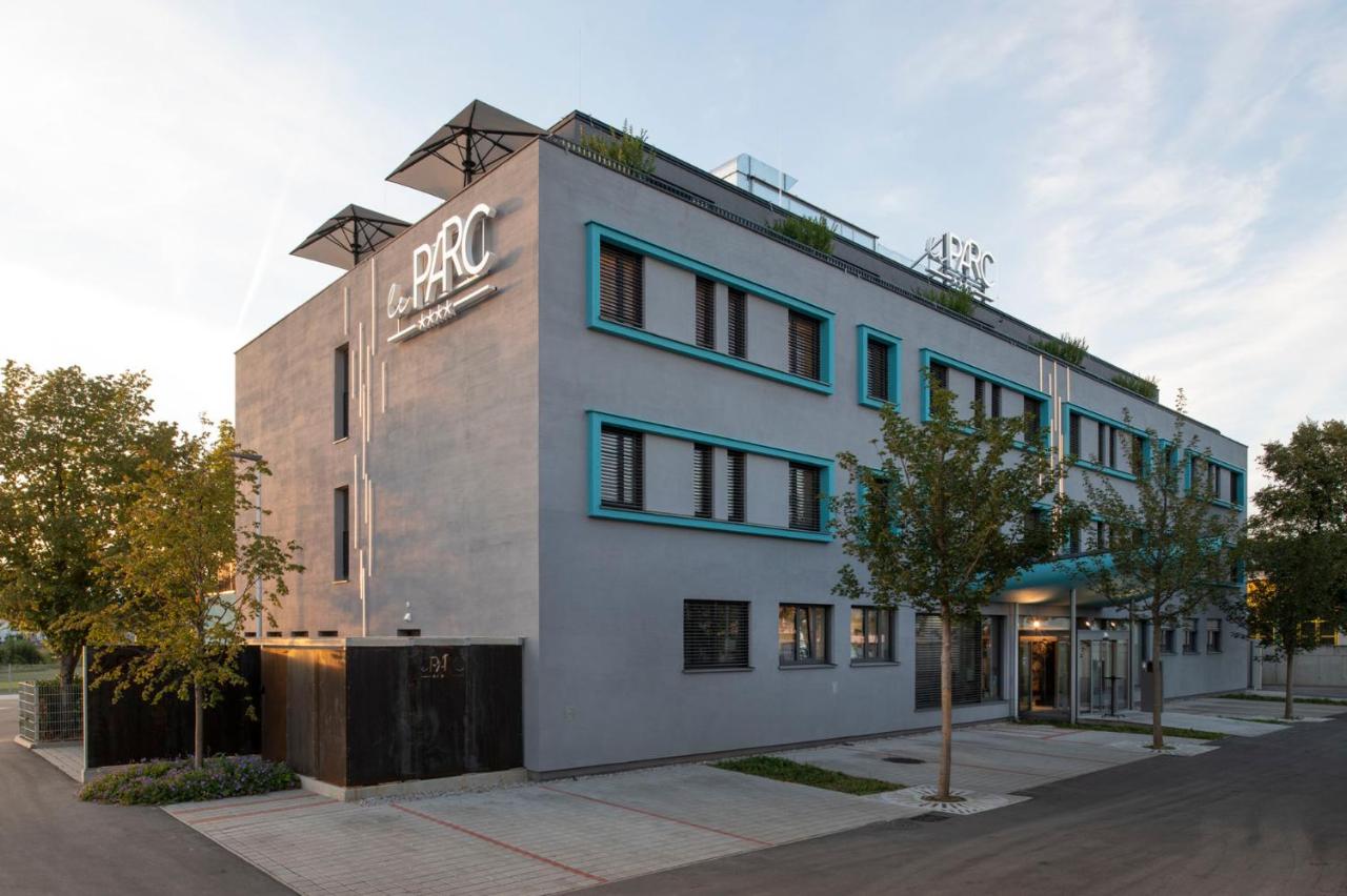 Hotel Le Parc photo