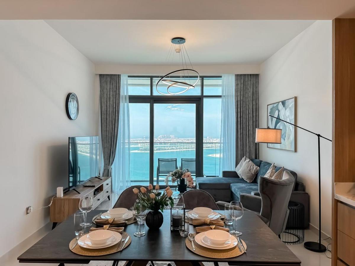 Beachfront 2BR with Spectacular Sea and Palm Views - 17AB06