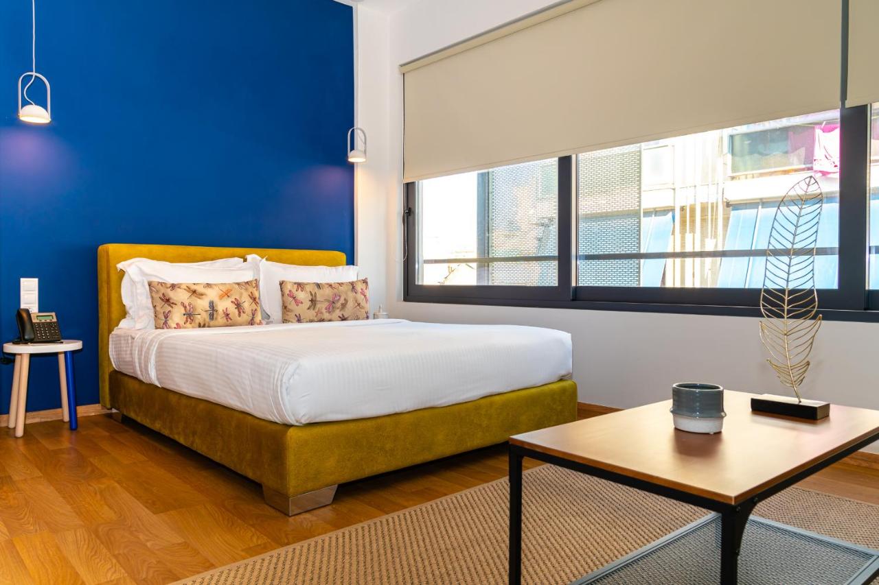 Iasonos Suites-Stay 5 nights or more and get Free departure to airport or port - Valid for stays till 30th June 2026