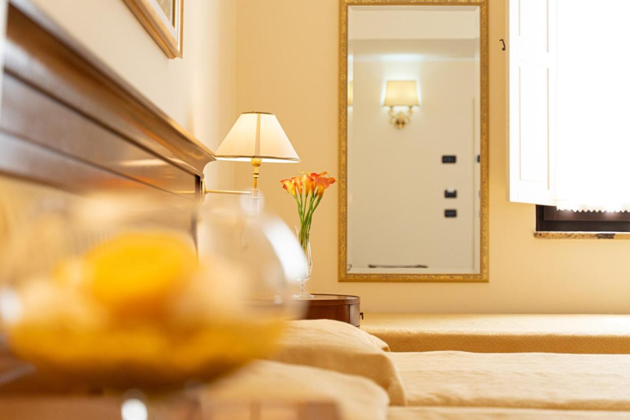 Hotel Ristorante Vecchia Vibo photo