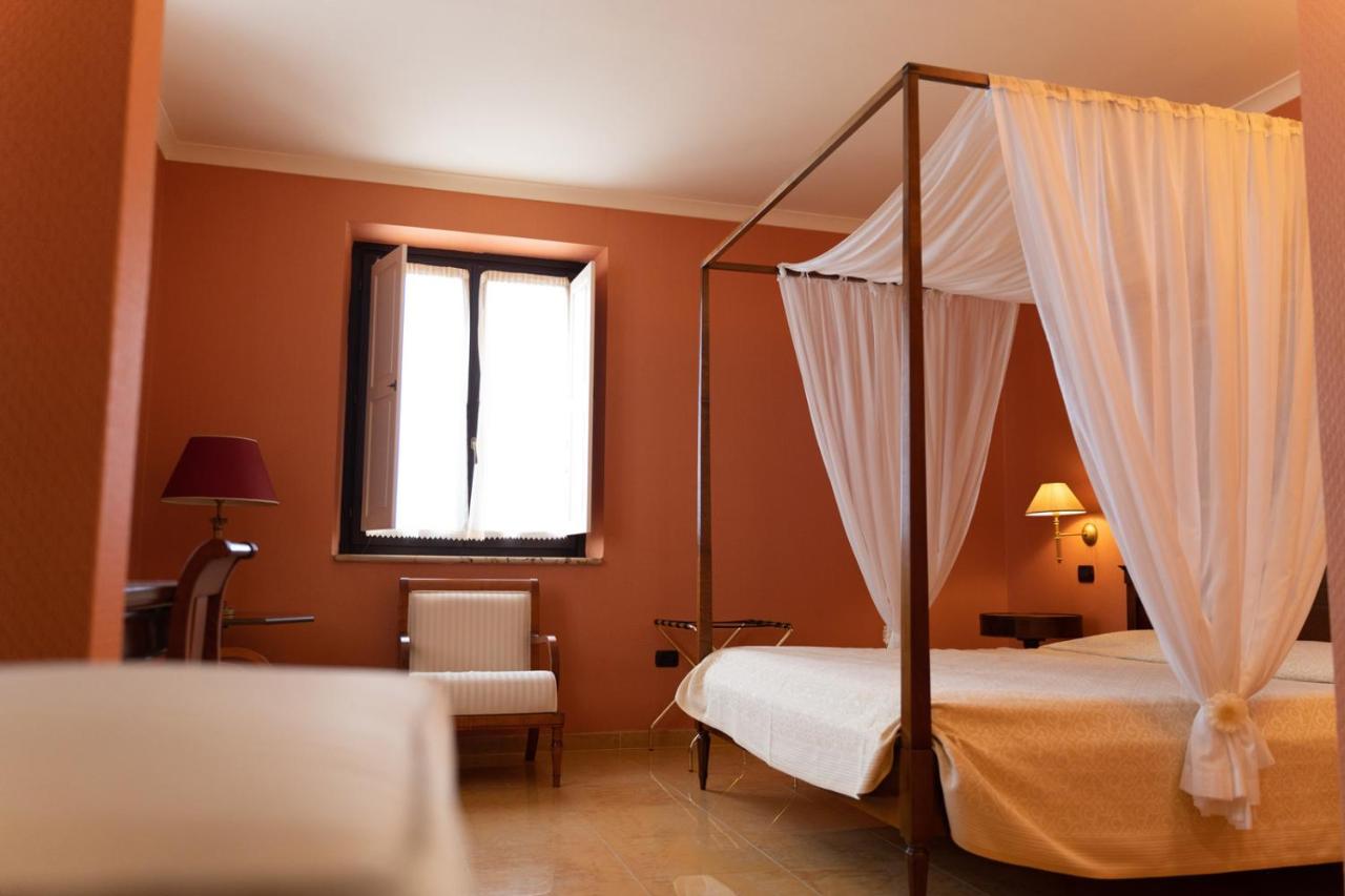 Hotel Ristorante Vecchia Vibo photo