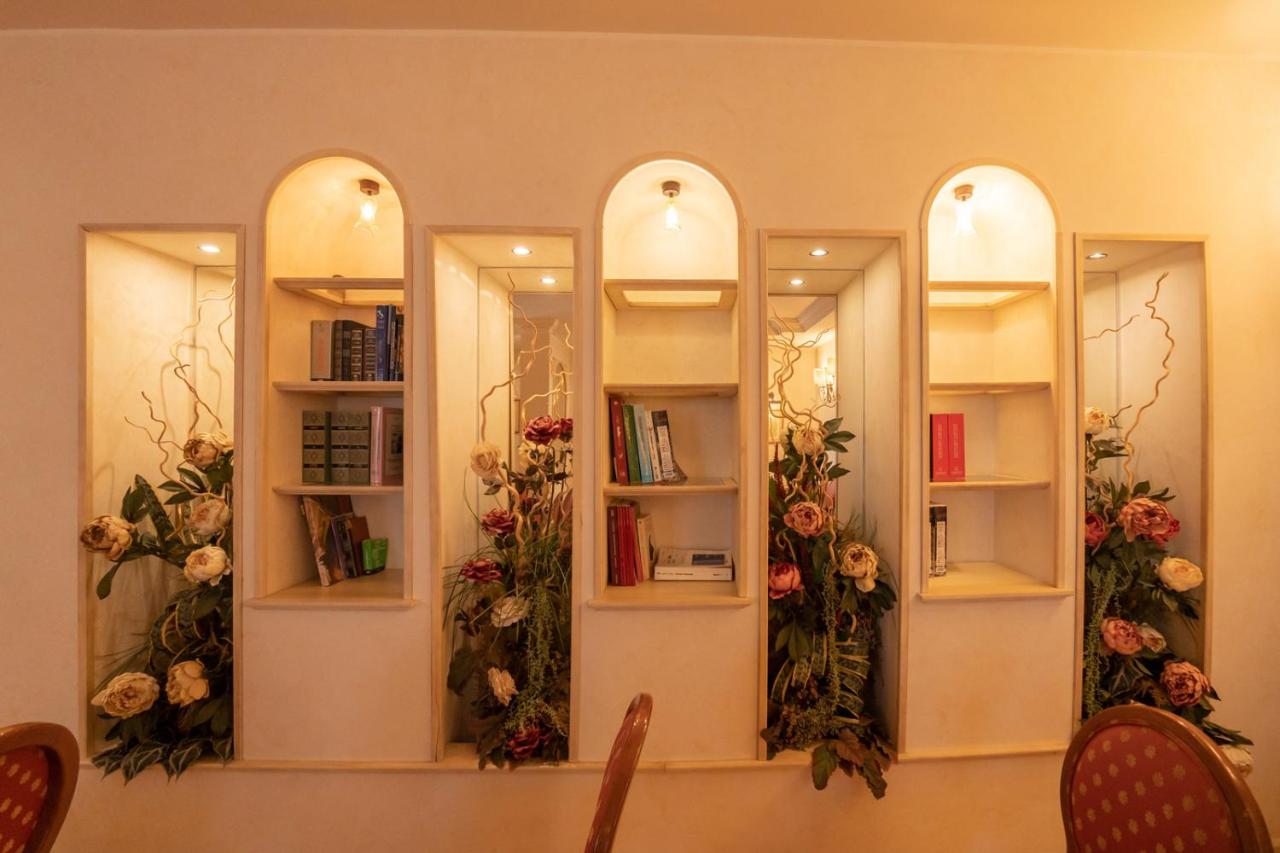 Hotel Ristorante Vecchia Vibo photo