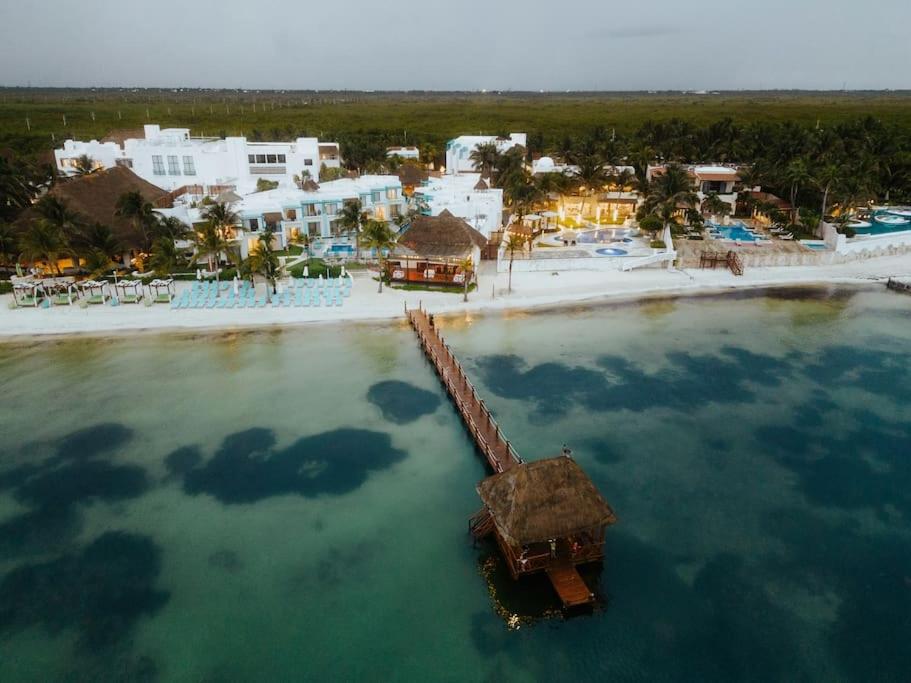 Villa Corona 6 BR Luxury Mansion photo