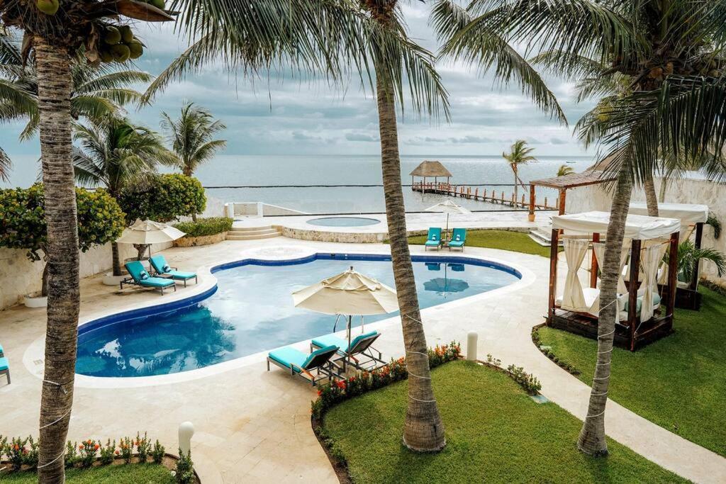Villa Corona 6 BR Luxury Mansion photo