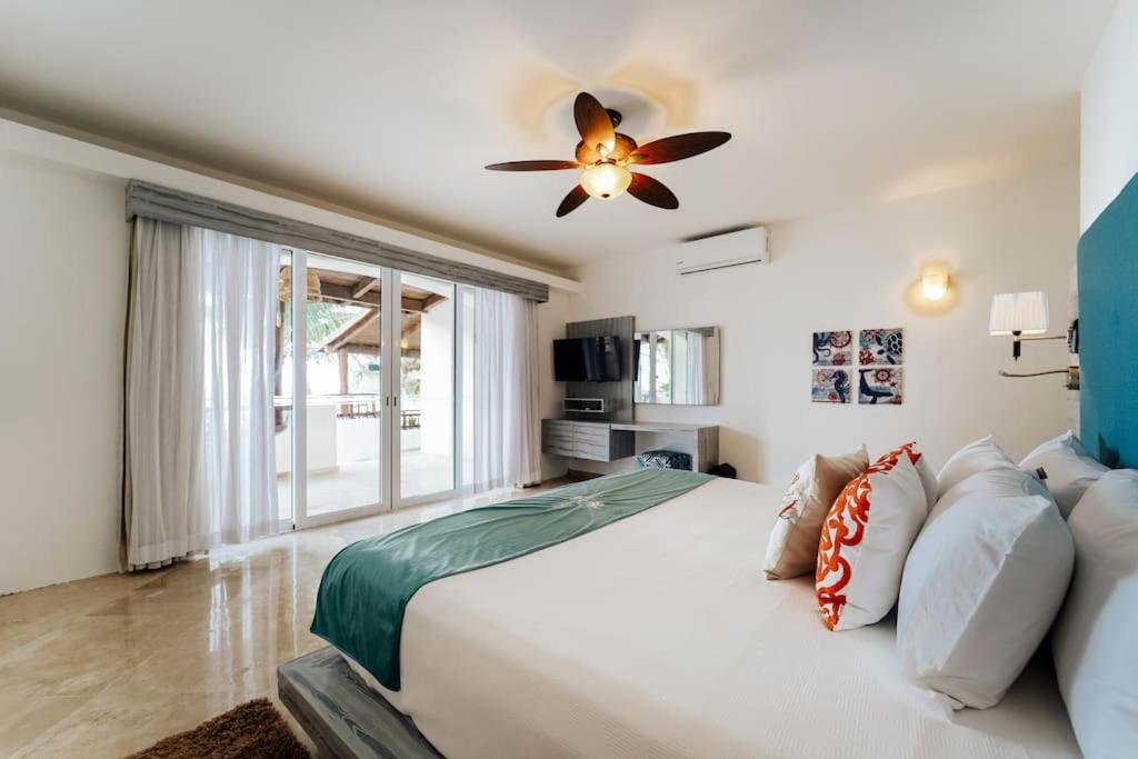 Villa Corona 6 BR Luxury Mansion photo