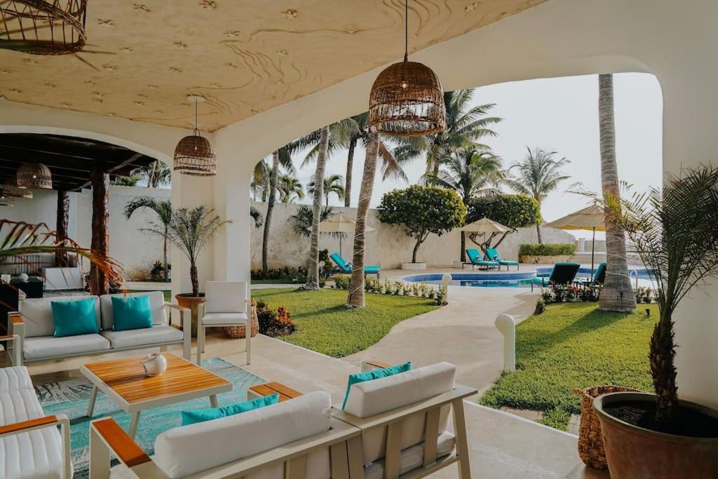 Villa Corona 6 BR Luxury Mansion photo