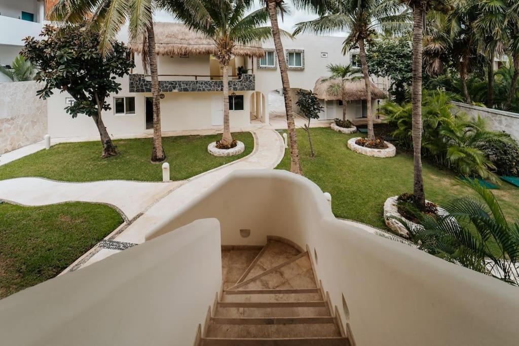 Villa Corona 6 BR Luxury Mansion photo