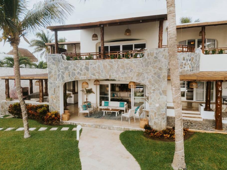 Villa Corona 6 BR Luxury Mansion photo