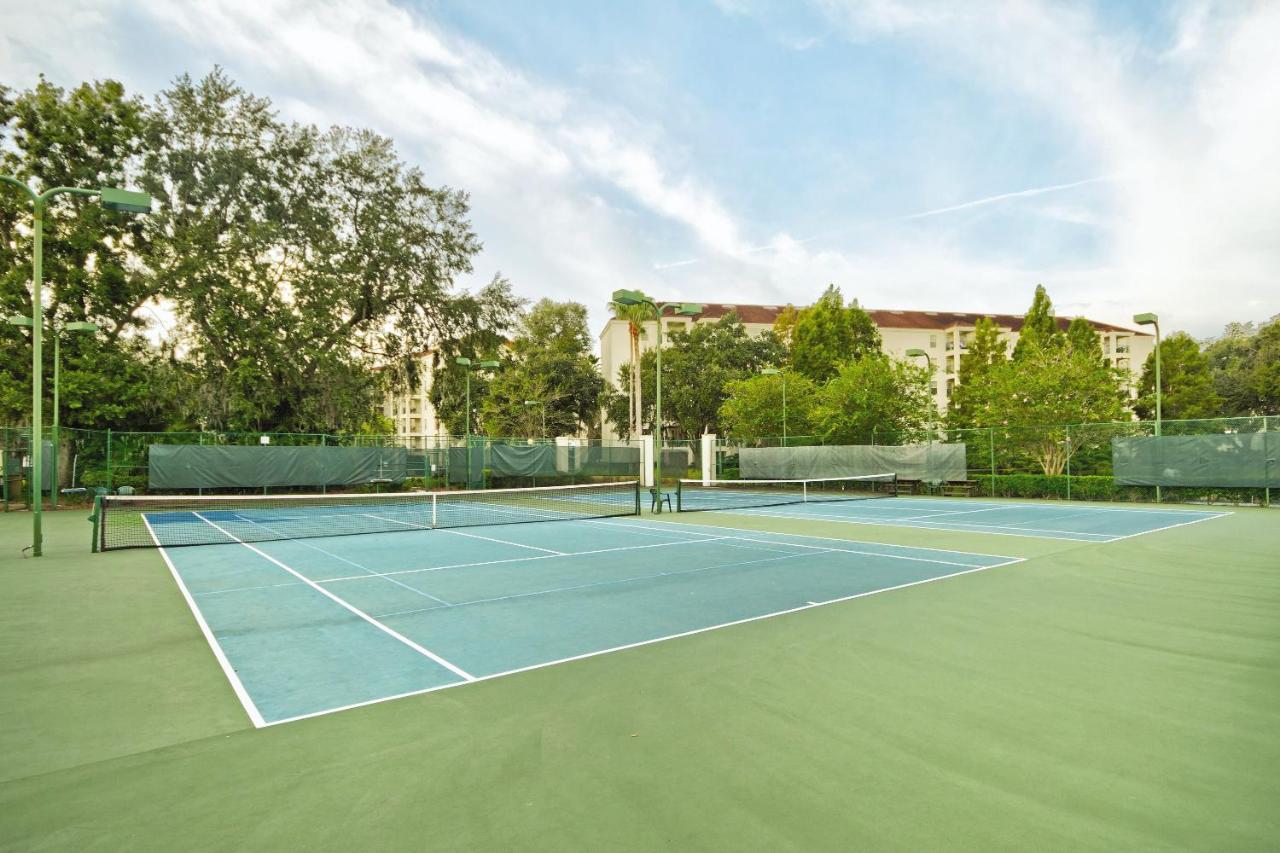 Tennis court: Club Wyndham Star Island