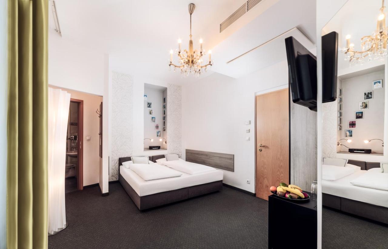 Boutique Hotel Donauwalzer photo
