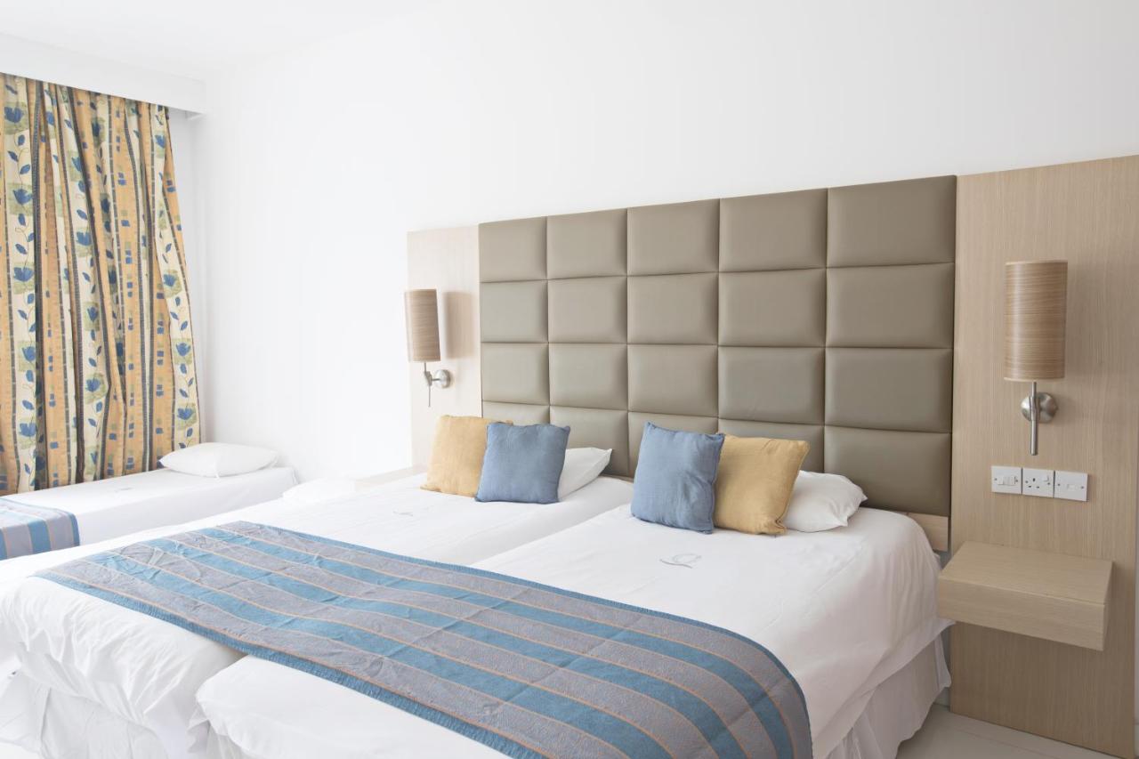 Odessa Beach Hotel photo
