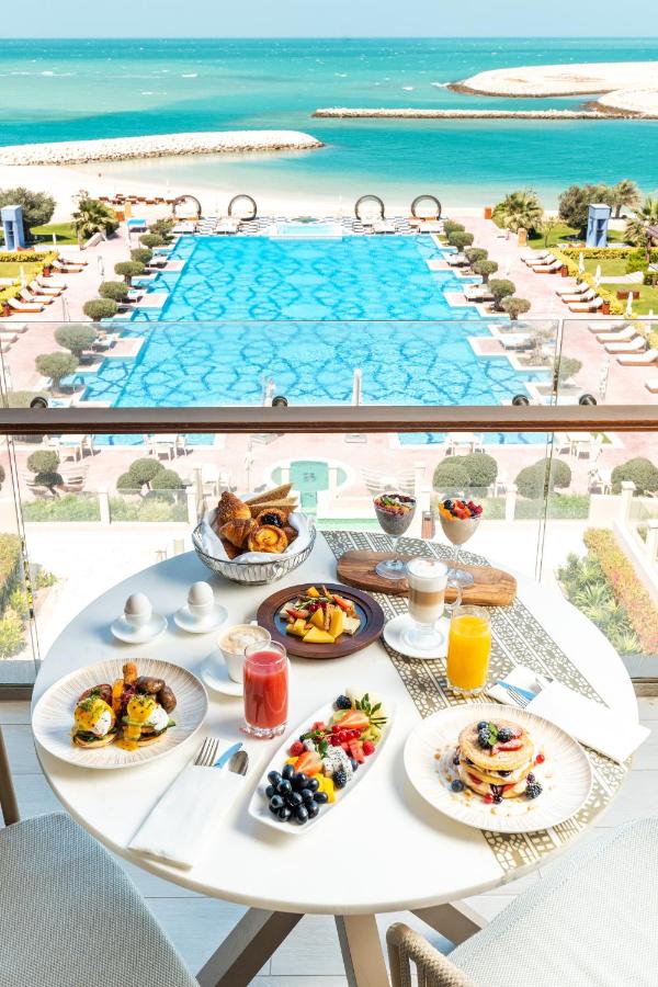 Royal Saray Resort photo