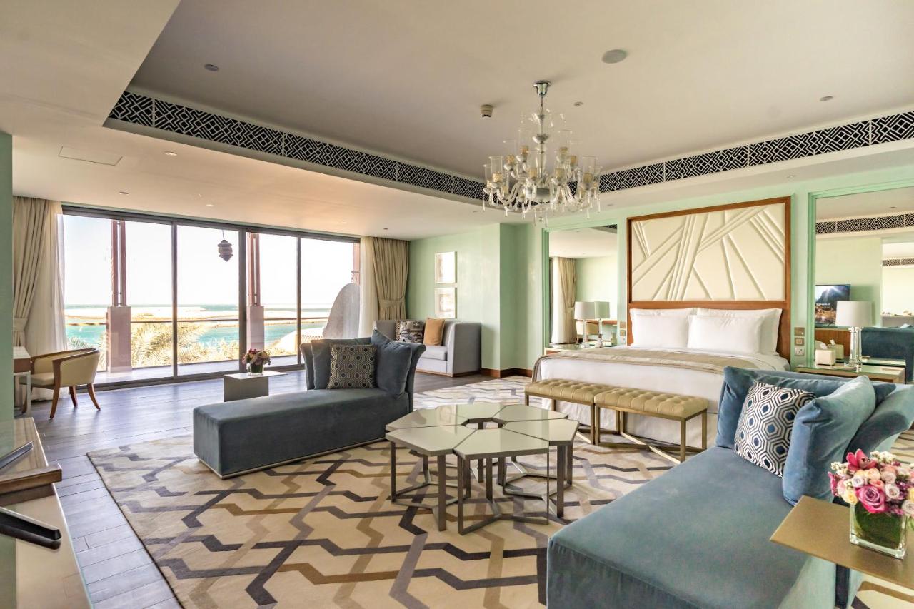 Royal Saray Resort photo